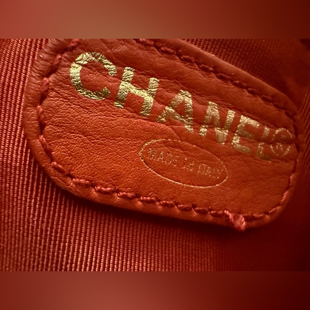 vintage Chanel caviar leather tote - Picture 9 of 14